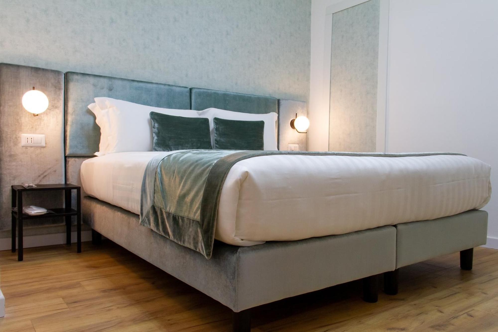 Home At Rome St. Peter Rooms&Apartment Bagian luar foto