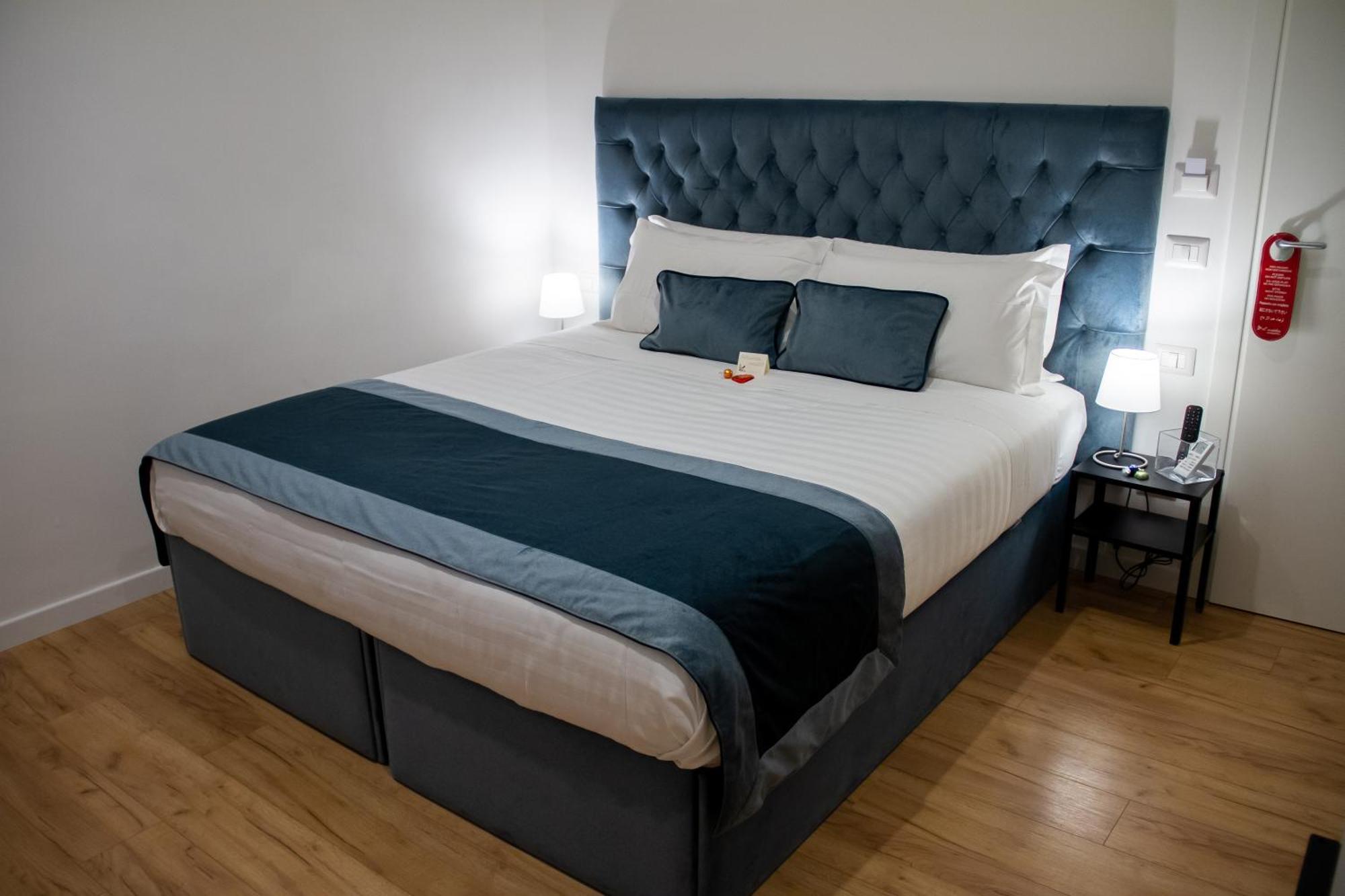 Home At Rome St. Peter Rooms&Apartment Bagian luar foto