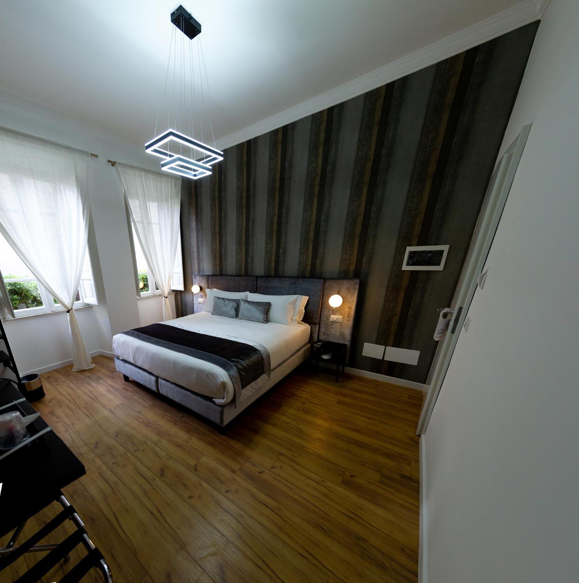 Home At Rome St. Peter Rooms&Apartment Bagian luar foto